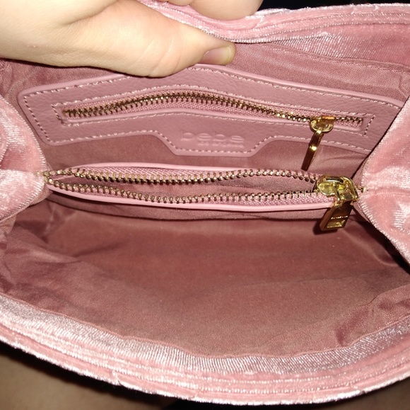 Bebe Purse - Picture 4 of 5